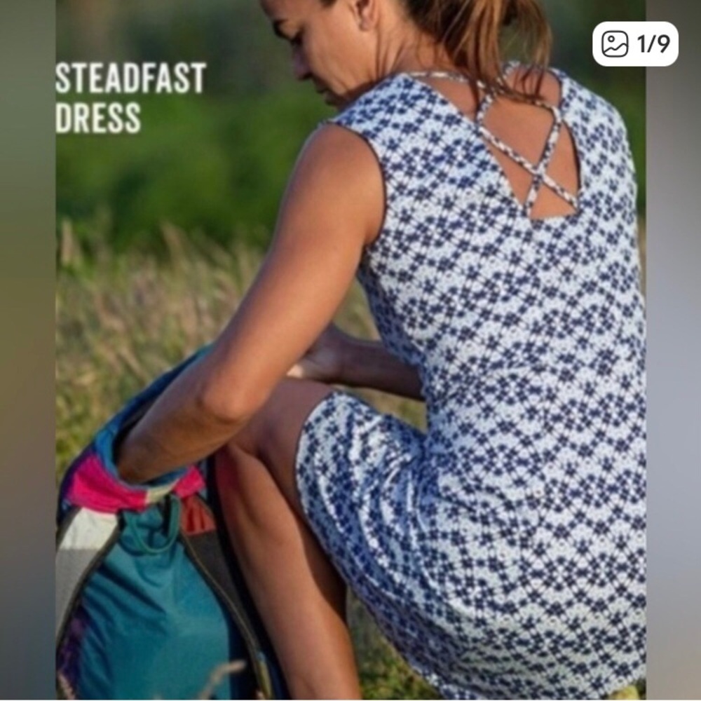 Title Nine | Steadfast Diamalete Sleveless Printed Dress | Tidal Wave Blue | XS